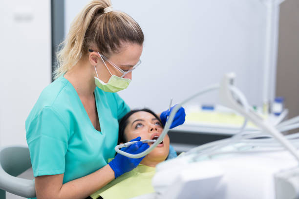 Best Emergency Tooth Extraction in Roselle, IL